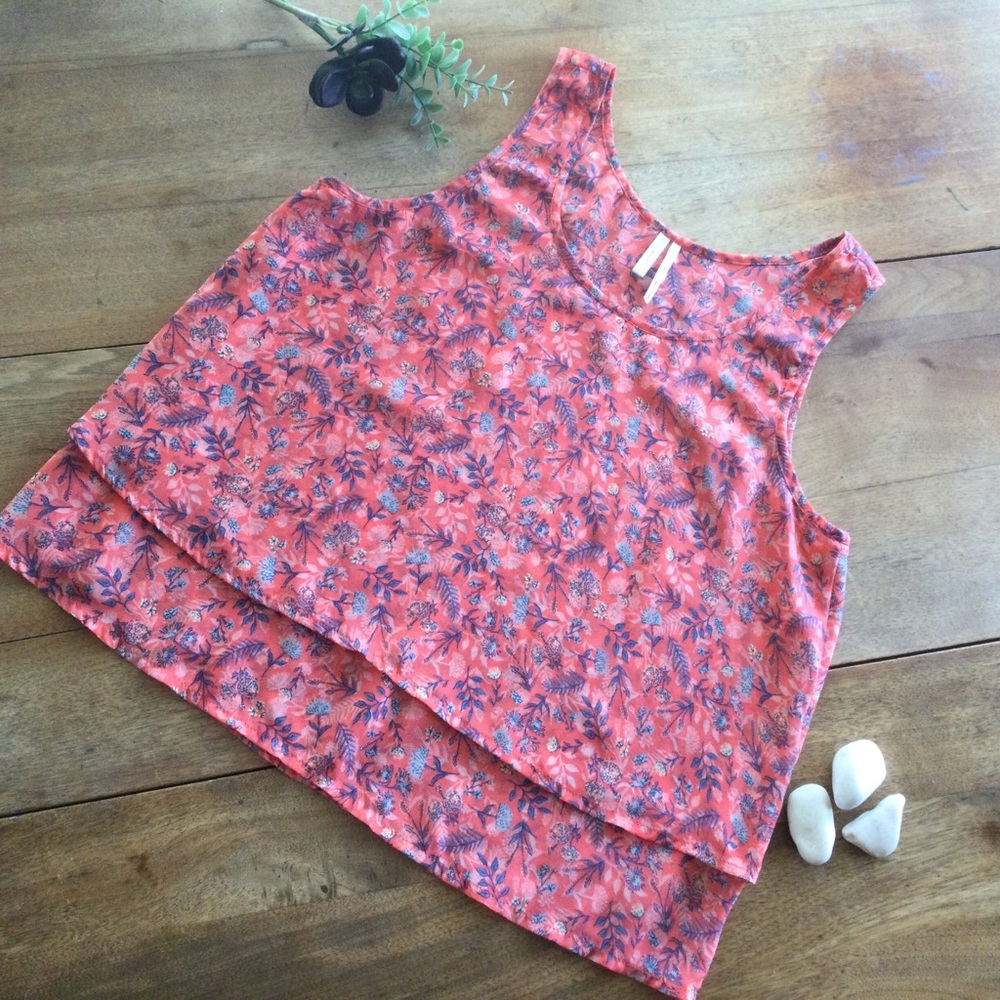 🌸3 for $20🌸 Frenchi Sheer Sleeveless Floral Top Size Medium